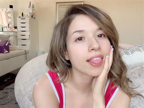 does pokimane do porn|Pokimane Porn Videos 